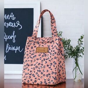 NEW Pink Insulated Lunchbox